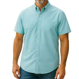 Cutter & Buck short sleeved checkered button down shirt, blue. Men’s XL Tall